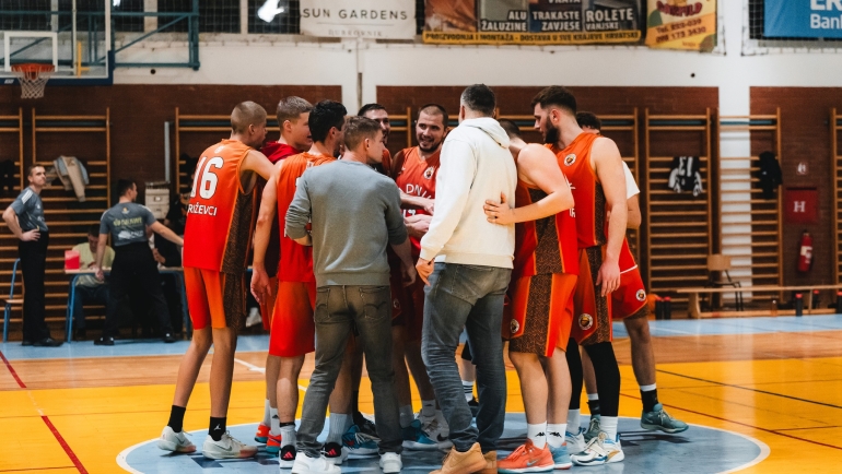 KK Radnik i dalje neporažen: Atraktivna pobjeda u Bjelovaru u derbiju 6. kola 2MLS-a